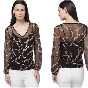 White House Black Market Long Sleeve Floral Embroidered Mesh Top w/Cami Sz S